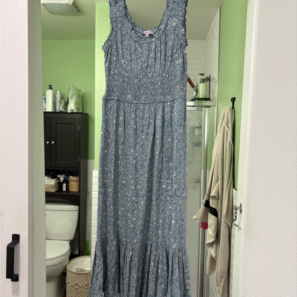 Blue dress
